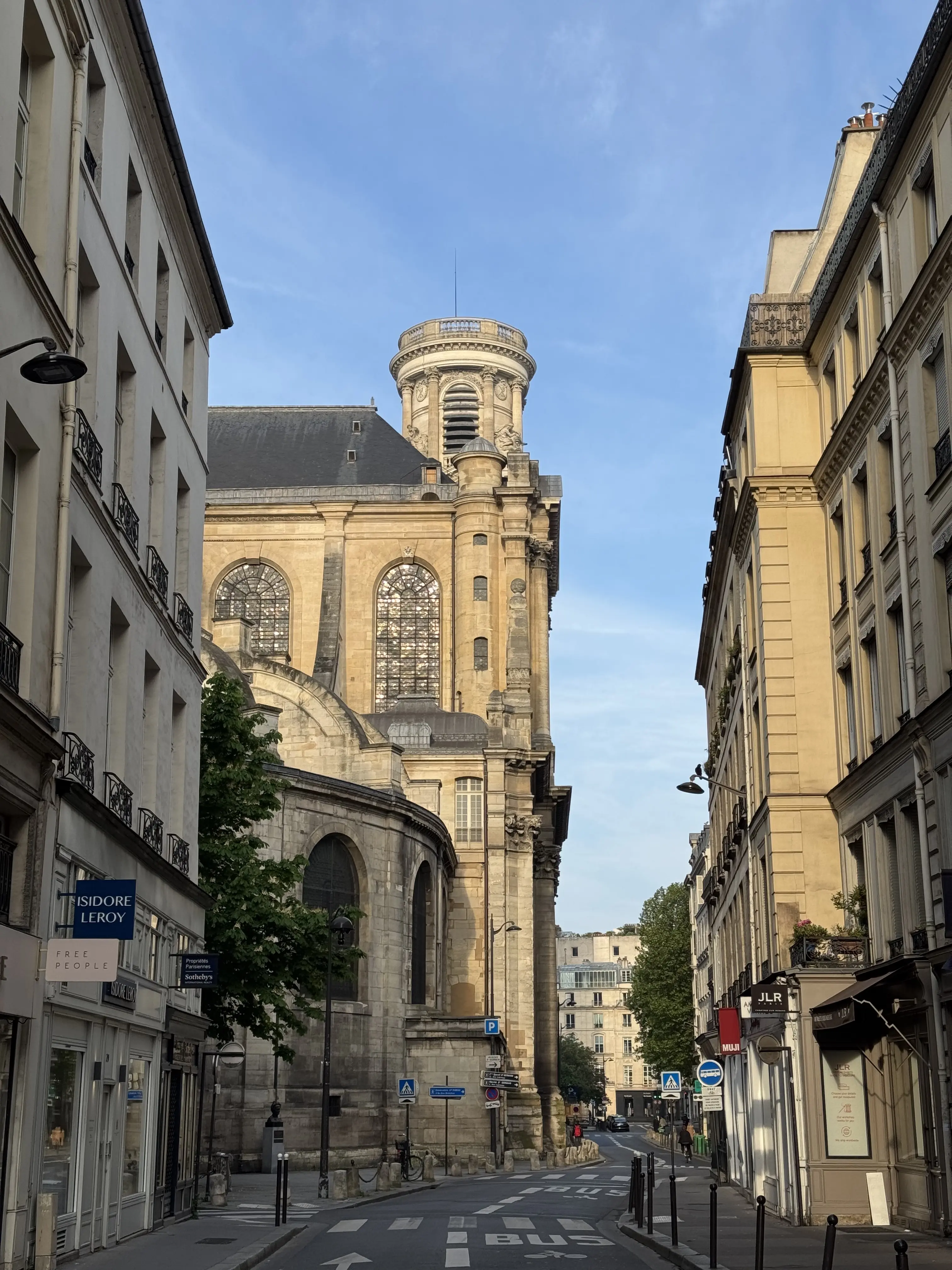 Paris Art Week, or the Art of Never Looking Like You’re Trying